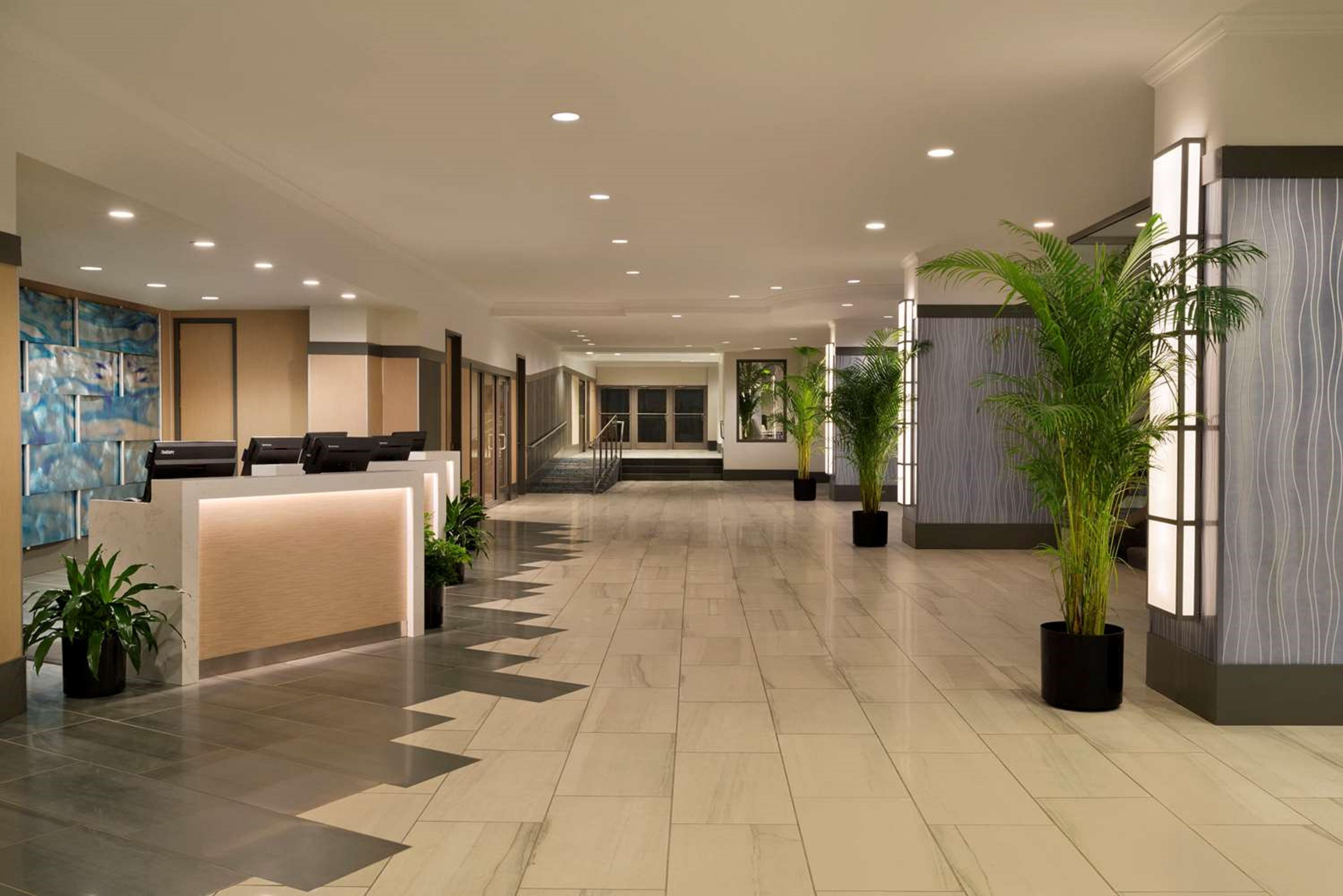 Отель Wyndham Grand Питтсбург Экстерьер фото